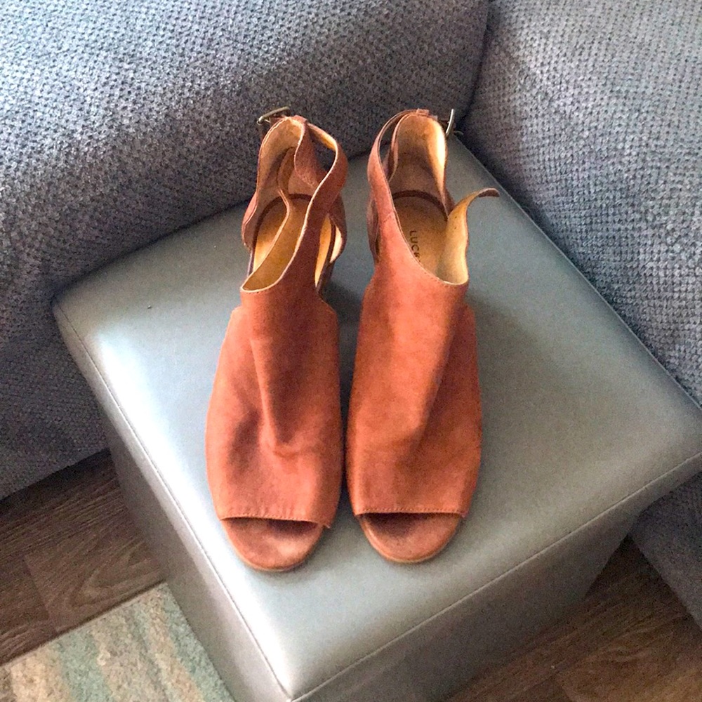 Slightly worn, true to size